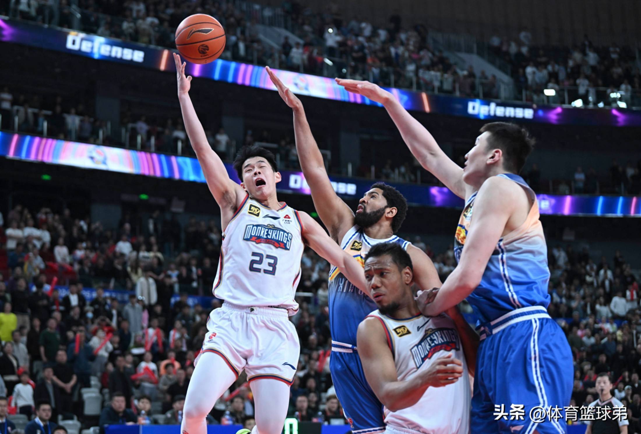 青岛队员积极调整状态,迎接挑战的简单介绍 青岛队员积极调整状态,迎接挑战的简单介绍