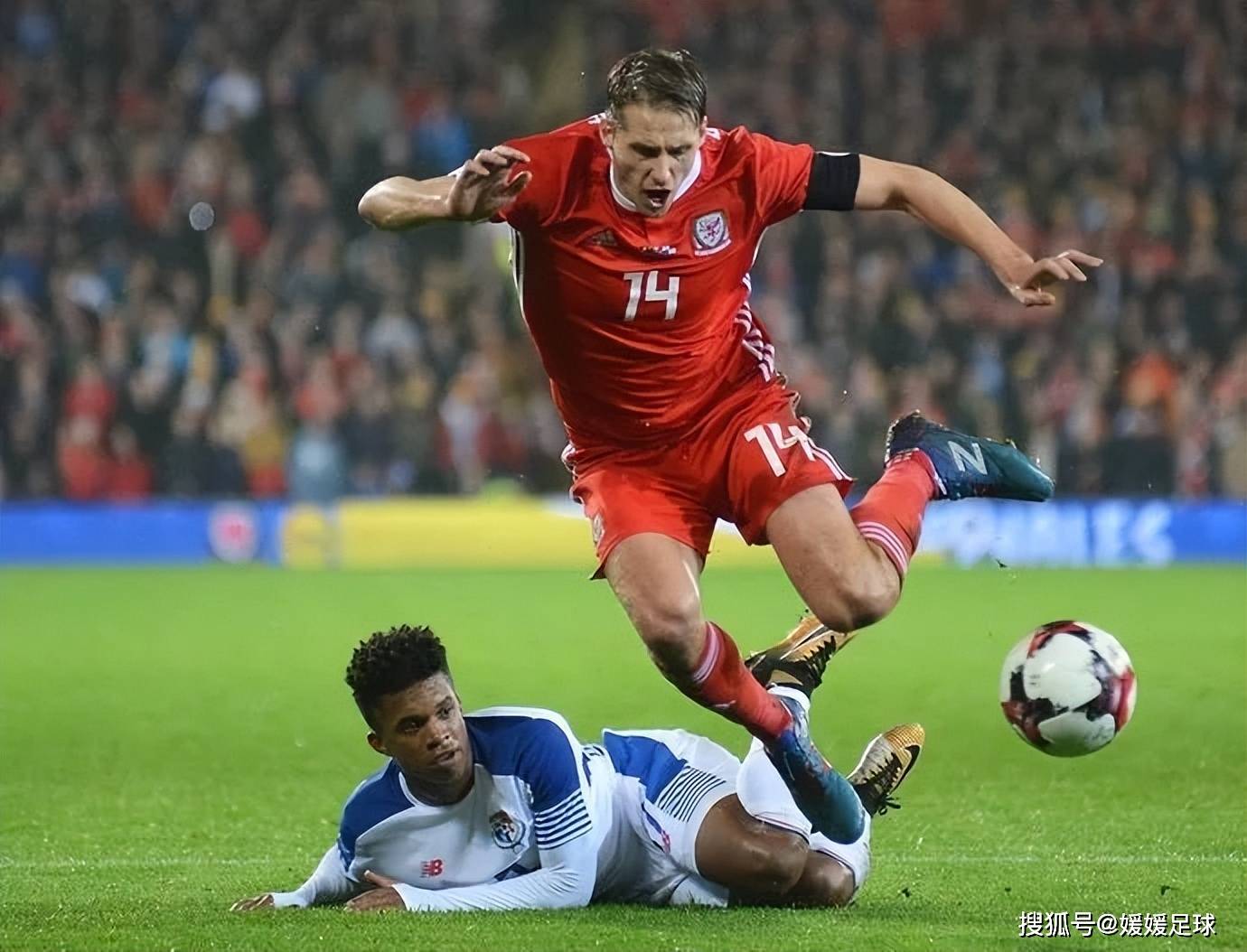 威尔士足球队奋战取胜,晋级下一轮对阵的简单介绍 威尔士足球队奋战取胜,晋级下一轮对阵的简单介绍