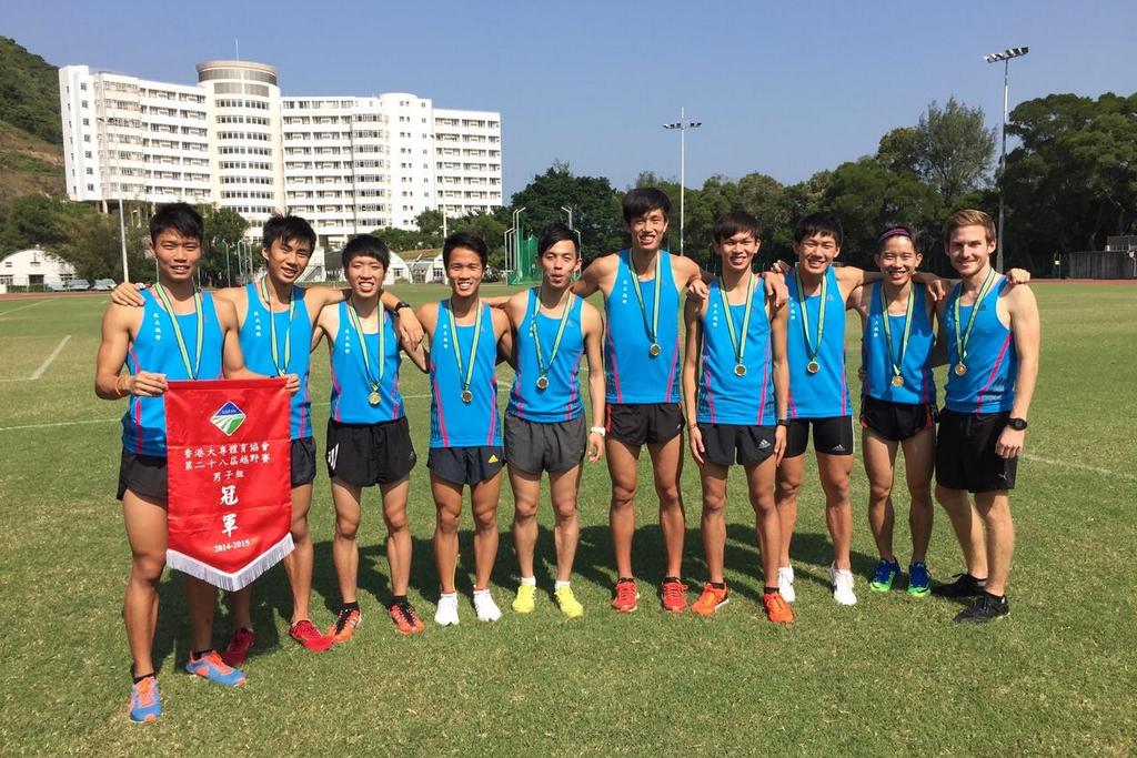 包含西班牙选手在自行车比赛中勇夺铜牌的词条