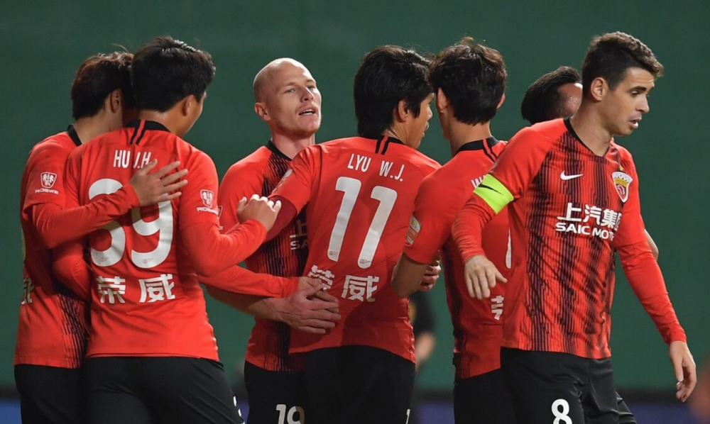 包含国安主场战平重庆力帆，保级形势逐渐好转的词条