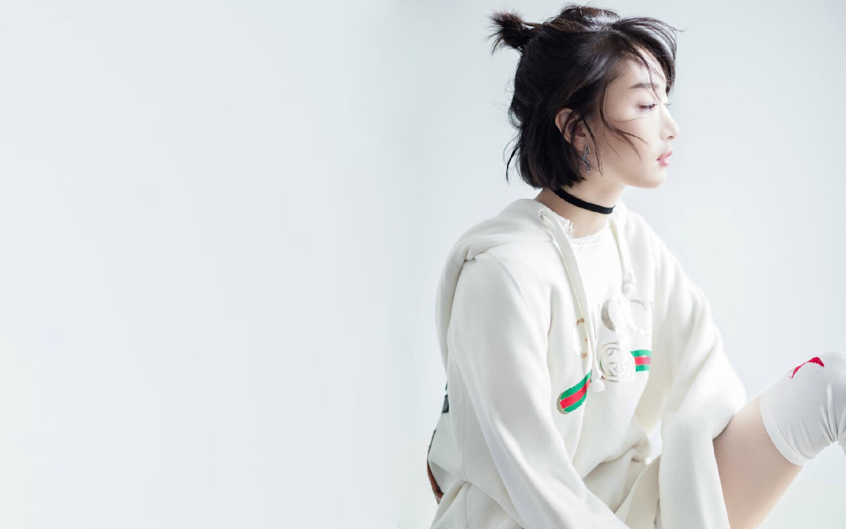 爱德华兹爆砍40分击碎活塞，雷霆双星60分闪耀汽车城