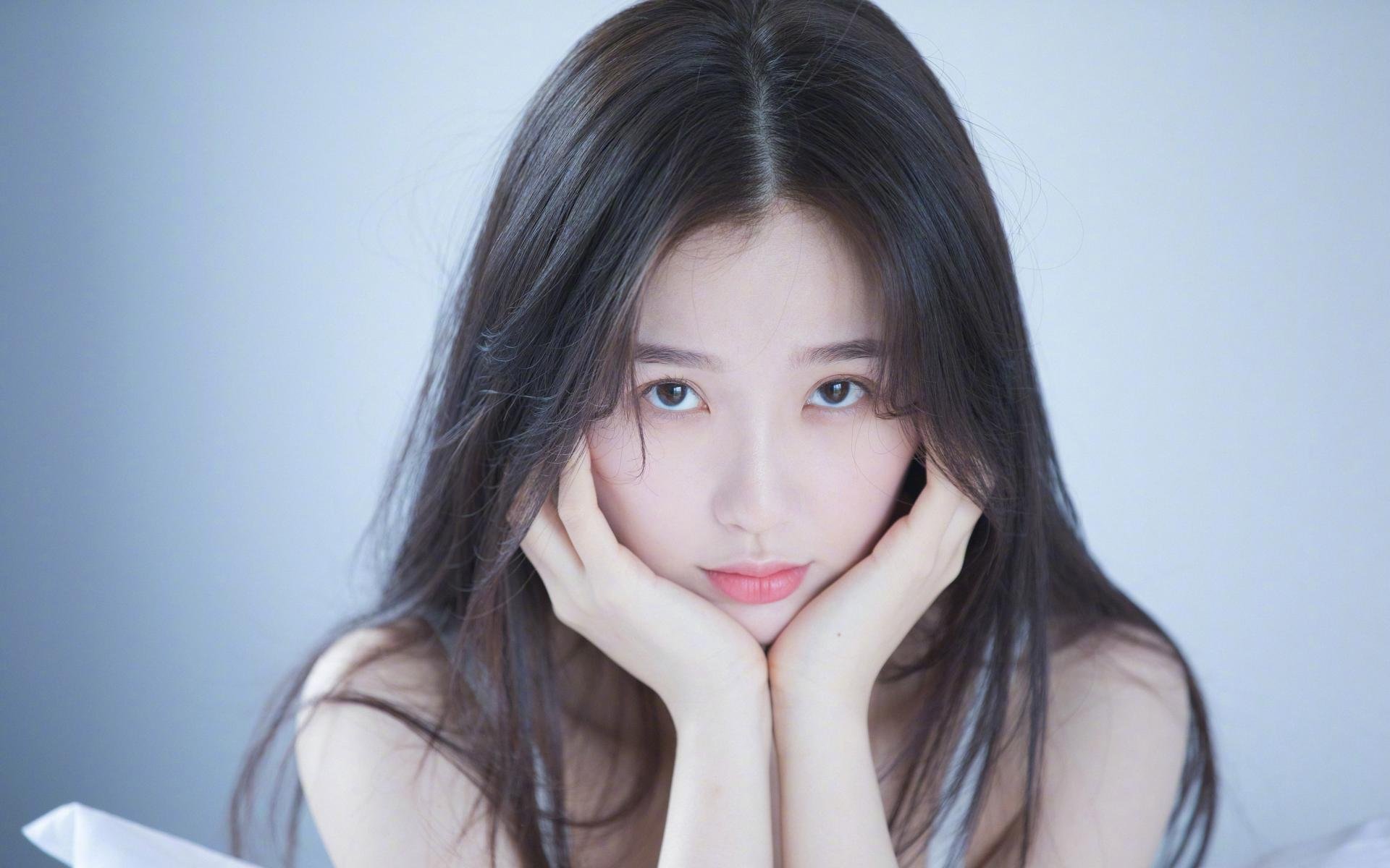 足球超级星期日，德甲王座决战与爱尔兰奇迹突围，双线狂飙的绿茵史诗